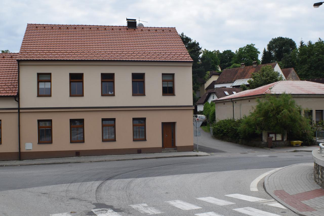Apartmany Lipa Tábor Esterno foto