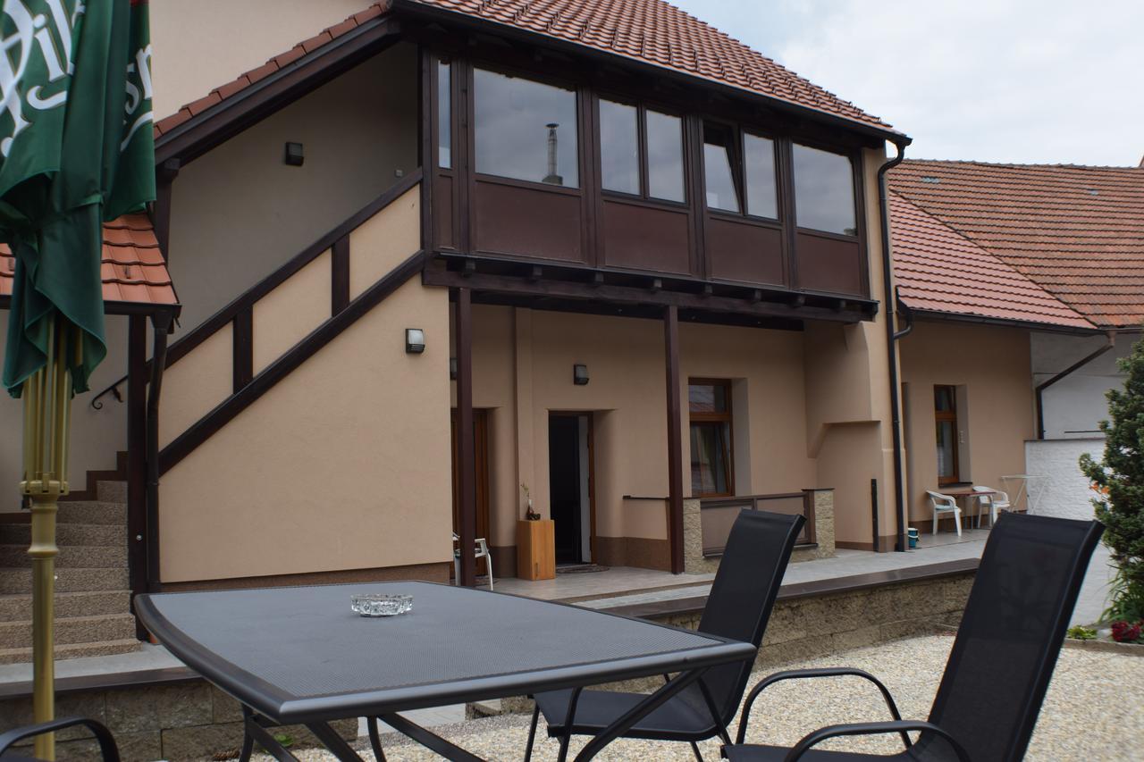 Apartmany Lipa Tábor Esterno foto